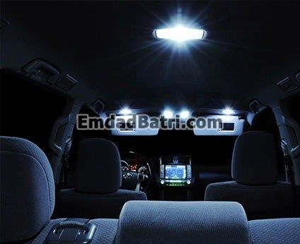 روشن گذاشن چراغ های داخل کابین خودرو